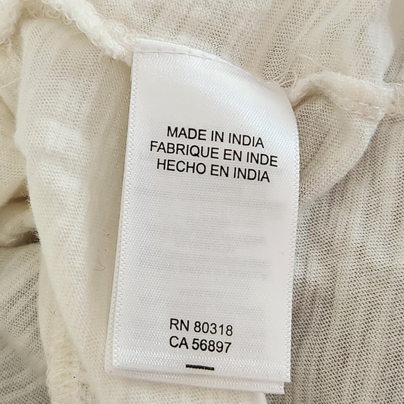 Lucky Brand Cream Embroidered Cap Sleeve Blouse Medium - Picture 8 of 11